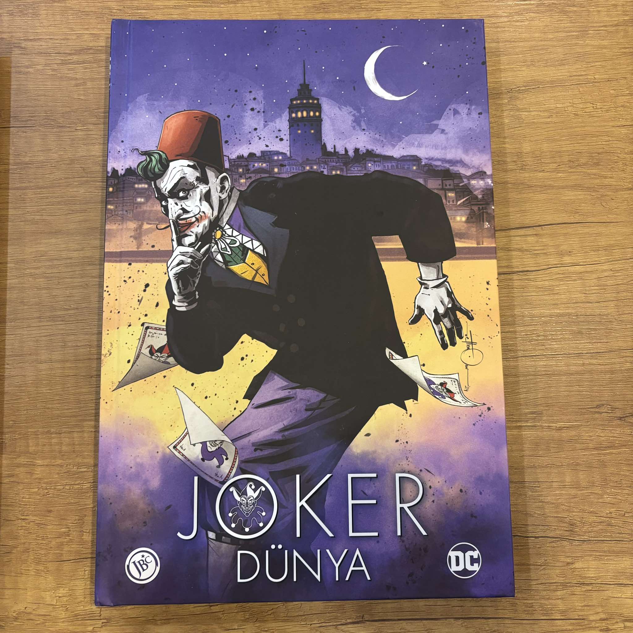 Joker: Dünya Sert Kapak (Türkiye Kapak)