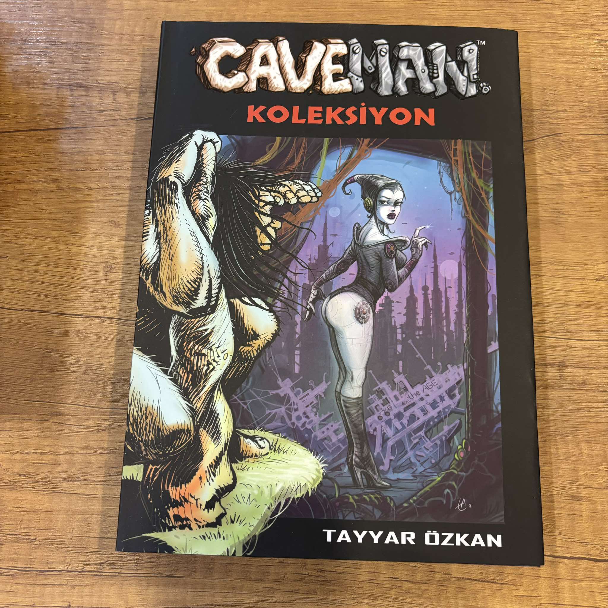 Caveman: Koleksiyon - Sert Kapak Şömizli Edisyon | Remarklı