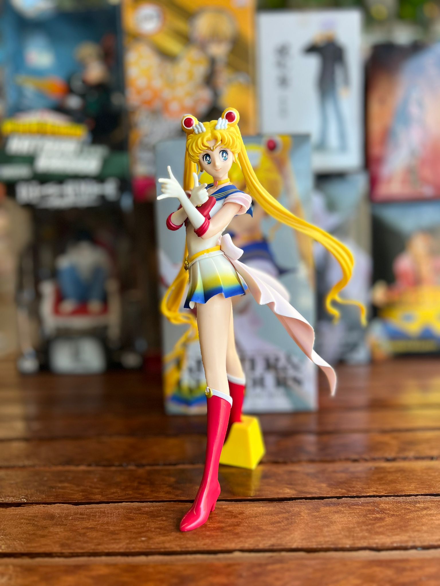 Super Sailor Moon Movie Figure