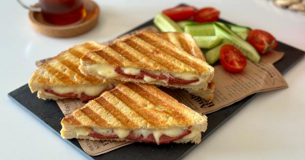 KARIŞIK TOST